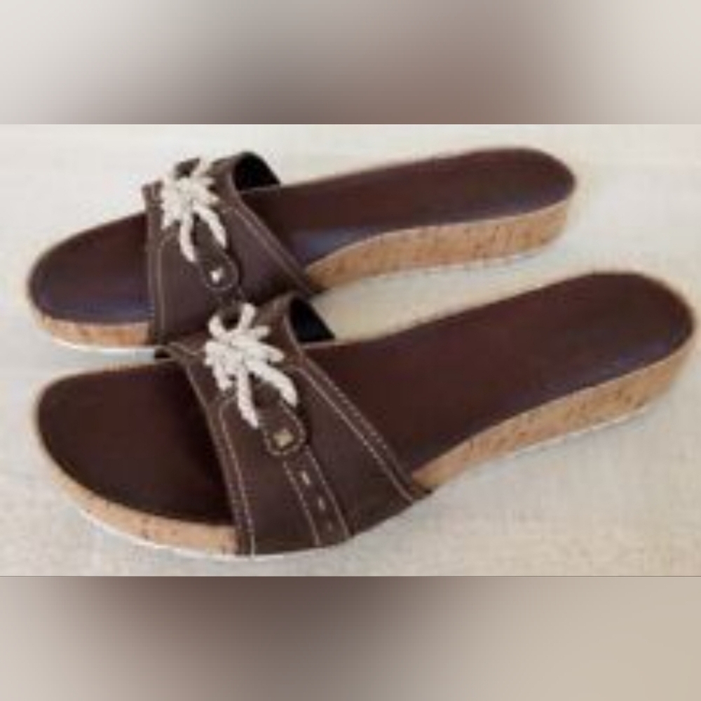 Timberland Brown Sandals Size 6.5 BRAND NEW In The Box